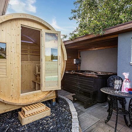 Gites Spa Strasbourg - Studio Romantique, Jacuzzi, Sauna, Terrasse Privee Furdenheim Luaran gambar