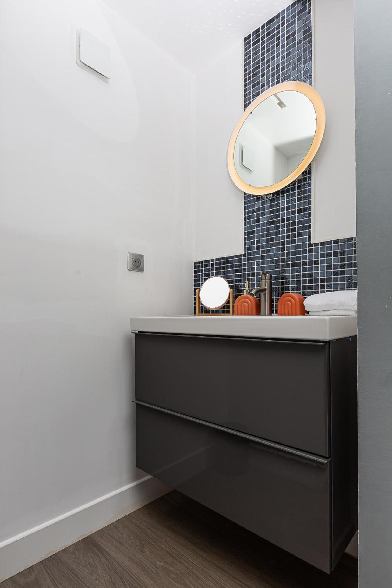 Gites Spa Strasbourg - Studio Romantique, Jacuzzi, Sauna, Terrasse Privee Furdenheim Luaran gambar